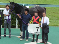 新馬　口取り